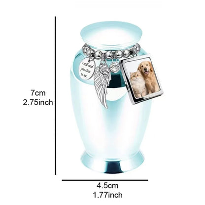 Size specifications of the miniature dog urns for ashes measuring $7\text{ cm}$ in height and $4.5\text{ cm}$ in width.

