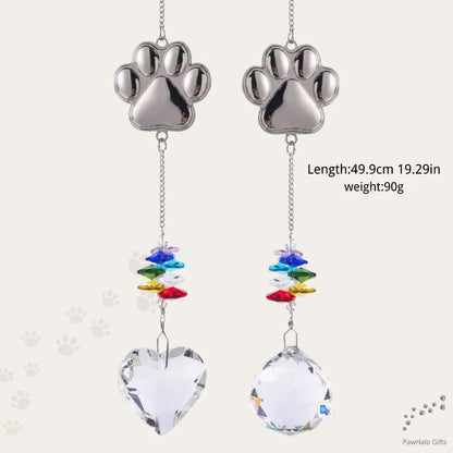 Infographic detailing durable hooks, star anise beads, and heart crystal on the suncatcher.