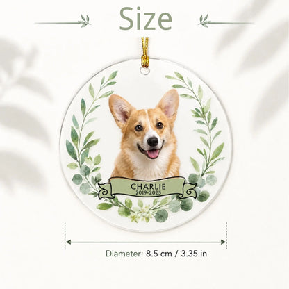 Size guide for a round personalized pet memorial ornament measuring 8.5 cm or 3.35 inches in diameter.